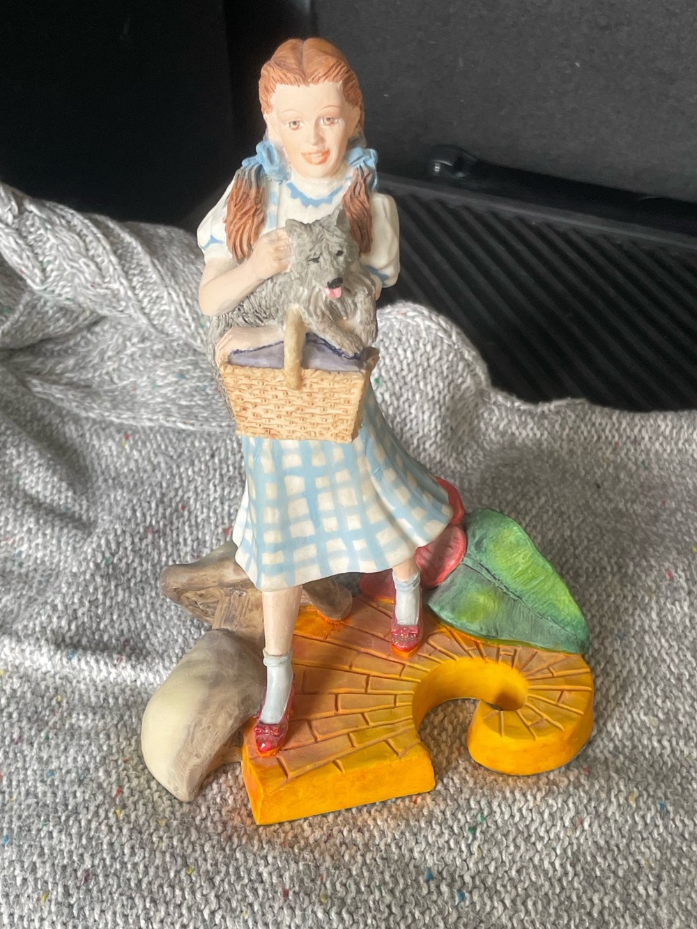 Dorothy 1989 Dave Grossman figurine by Michael Rosie